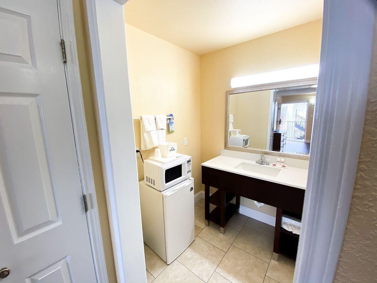 Econo Lodge Richmond-North Chesterfield Buitenkant foto