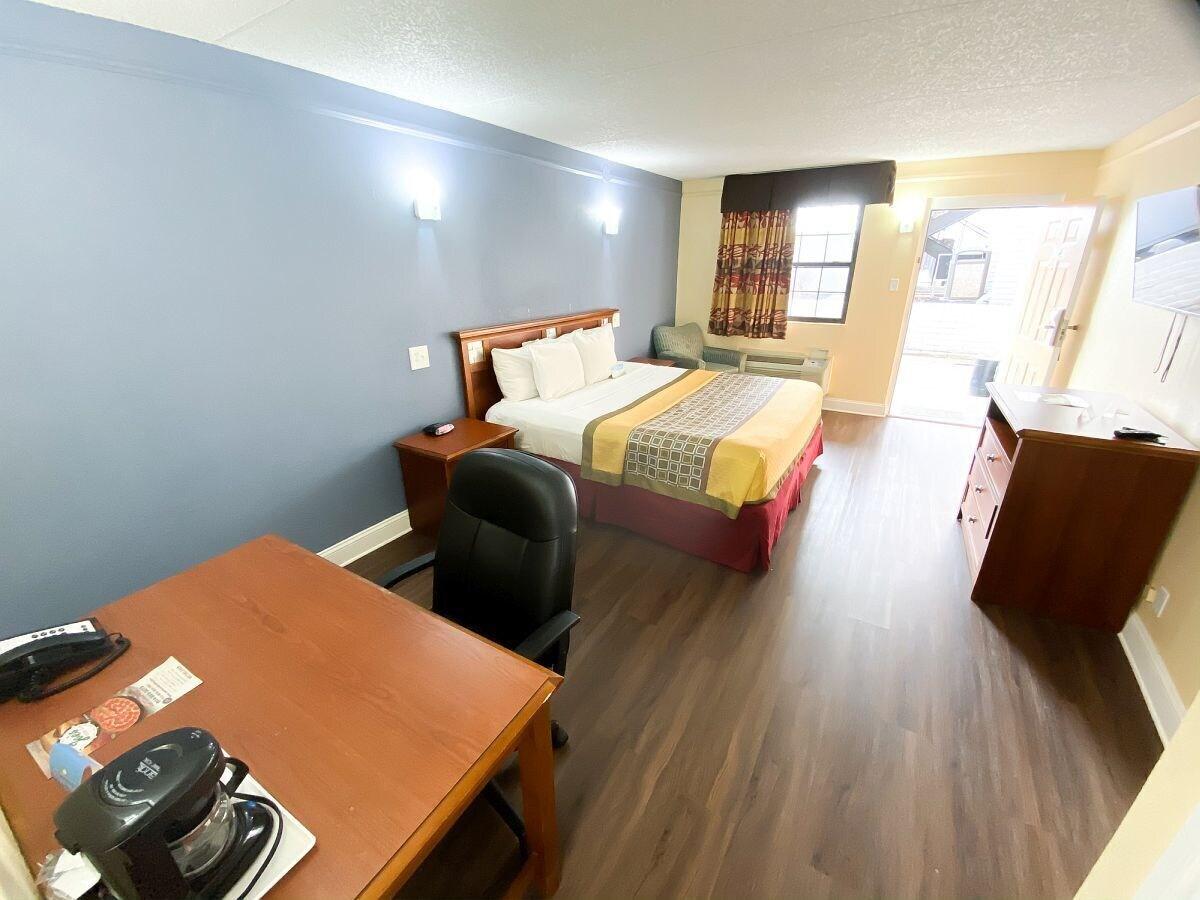 Econo Lodge Richmond-North Chesterfield Buitenkant foto