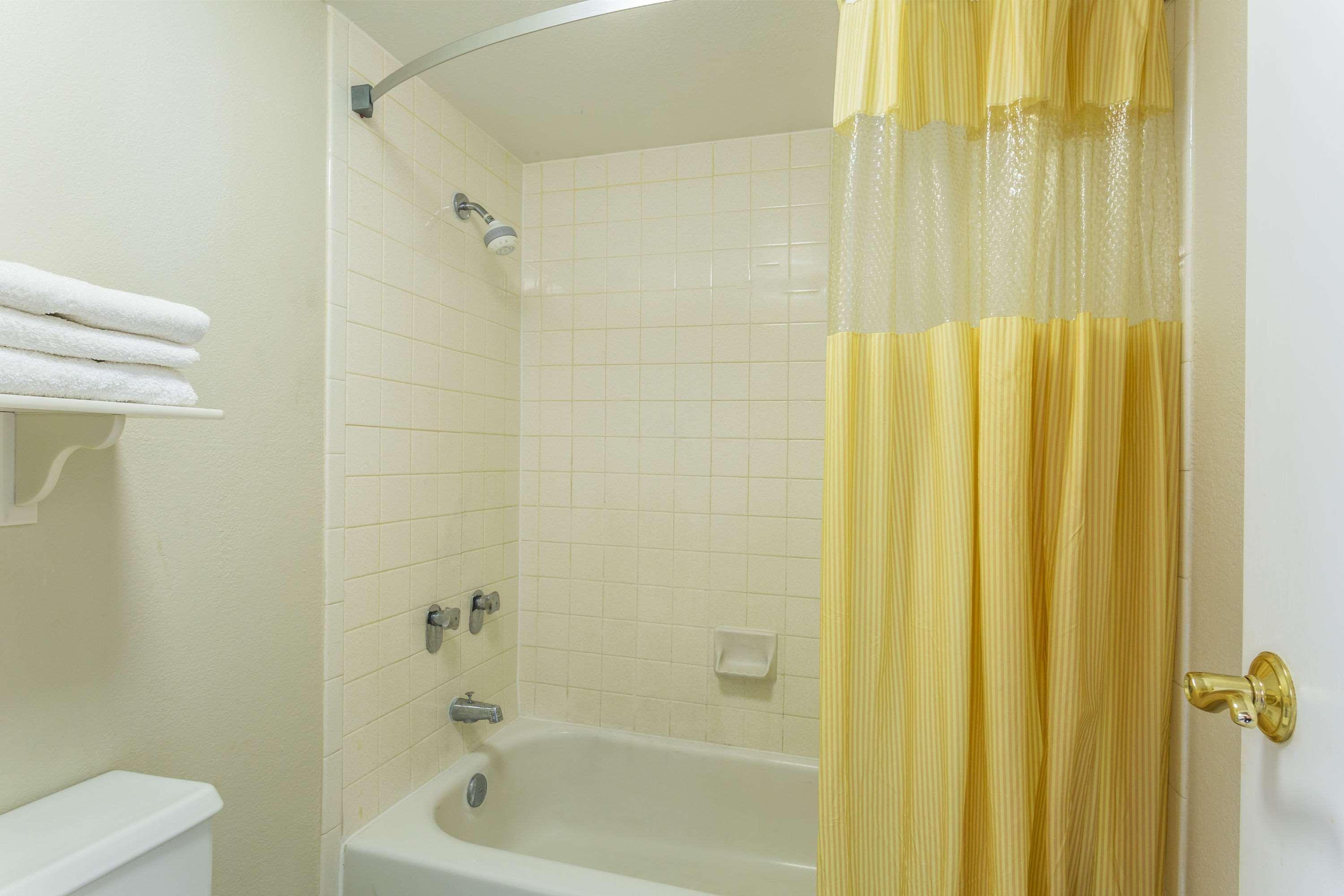 Econo Lodge Richmond-North Chesterfield Buitenkant foto