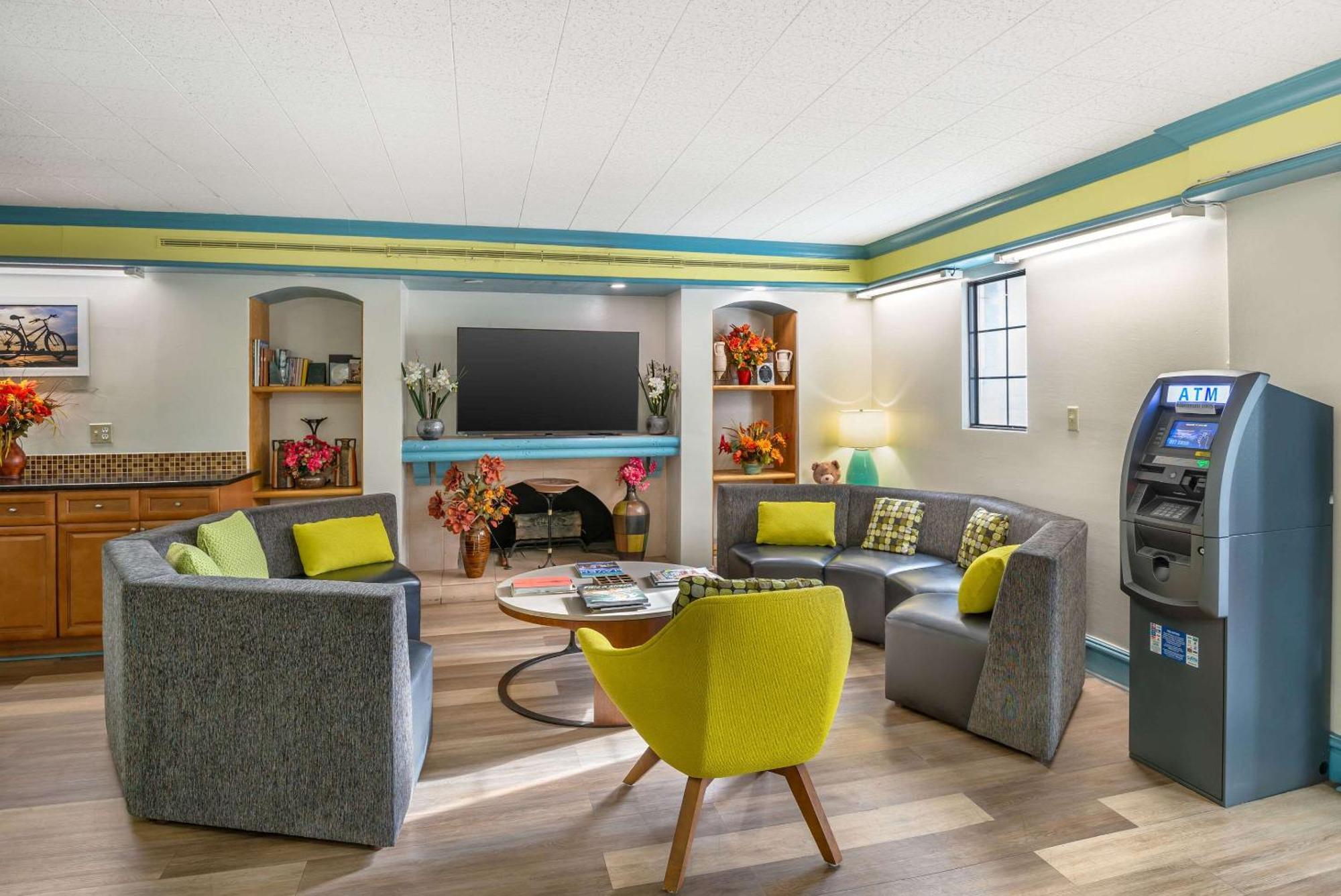 Econo Lodge Richmond-North Chesterfield Buitenkant foto
