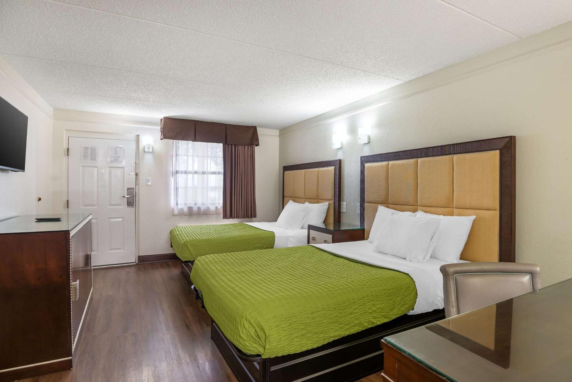 Econo Lodge Richmond-North Chesterfield Buitenkant foto
